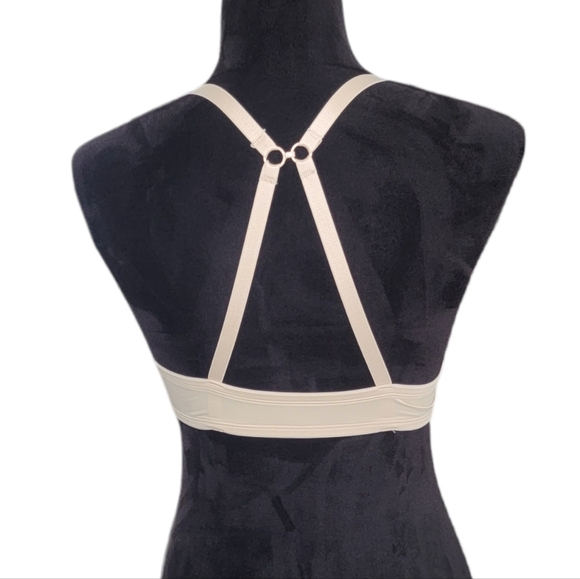 Ambreille Nude Front Closure Bra Size 36B - Picture 4 of 6